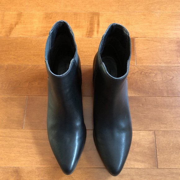 Urban Outfitters Pola Leather Chelsea Boot - Picture 5 of 14